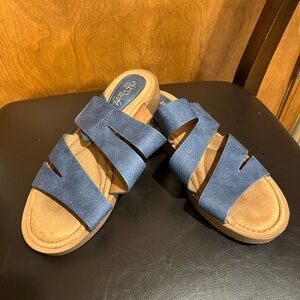 EURO SOFT by SOFFT Women's Blue and Tan Strappy Sandals